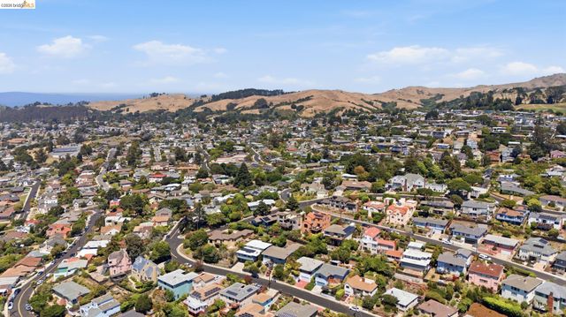 2317 Mira Vista Dr, El Cerrito, CA 94530