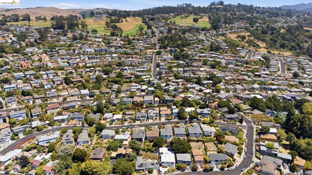 2317 Mira Vista Dr, El Cerrito, CA 94530