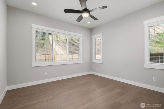 9520 38th Street E, Edgewood, WA 98371