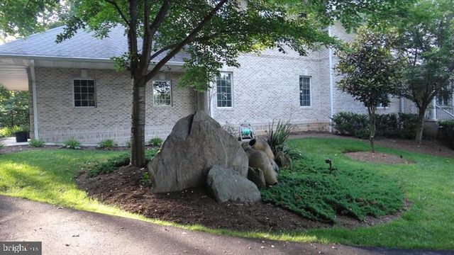 8309 OLD SEVEN LOCKS RD, Bethesda, MD 20817