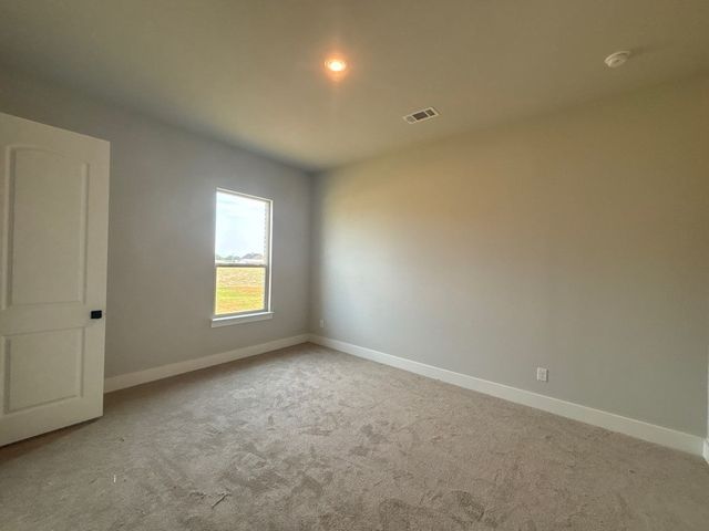 802 Westover Drive, Van Alstyne, TX 75495