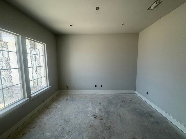 802 Westover Drive, Van Alstyne, TX 75495
