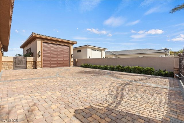 8574 Verde Park Circle, Las Vegas, NV 89129