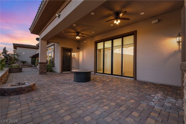 8574 Verde Park Circle, Las Vegas, NV 89129