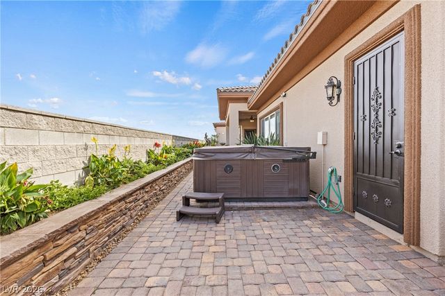 8574 Verde Park Circle, Las Vegas, NV 89129