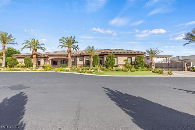 8574 Verde Park Circle, Las Vegas, NV 89129