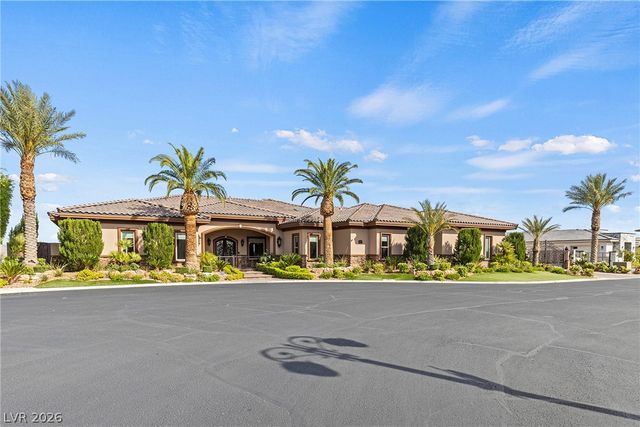 8574 Verde Park Circle, Las Vegas, NV 89129