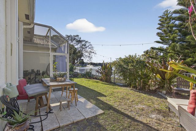 6637 Traveler Road, West Palm Beach, FL 33411