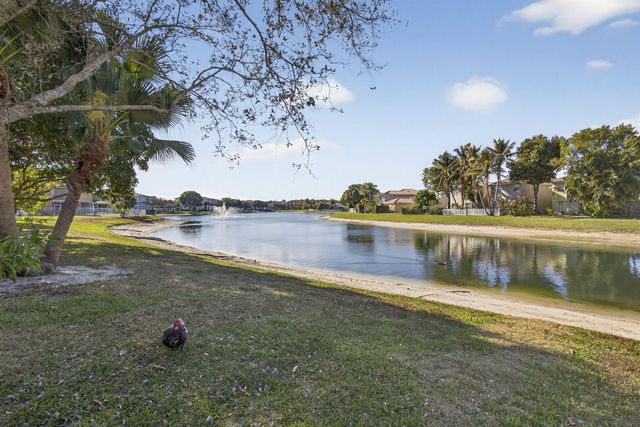 6637 Traveler Road, West Palm Beach, FL 33411