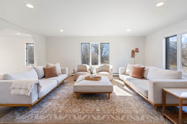 2166 Detroit St, Superior, WI 54880