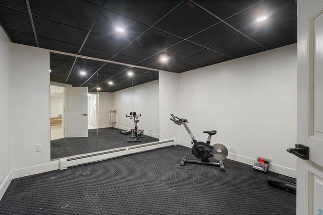 2166 Detroit St, Superior, WI 54880