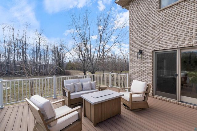 2166 Detroit St, Superior, WI 54880