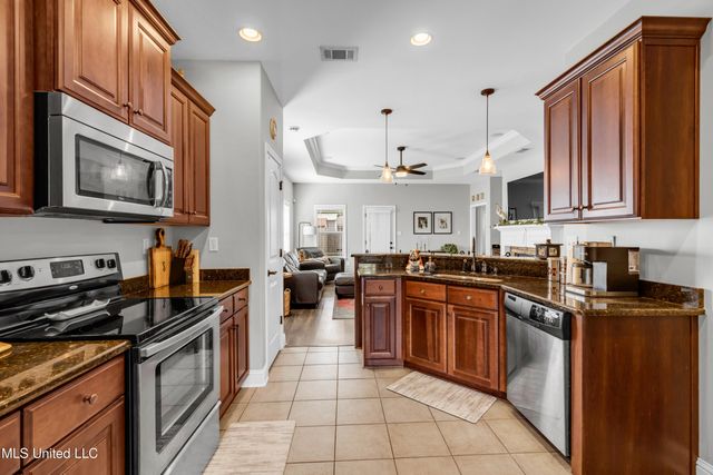 13707 Fox Hill Drive, Gulfport, MS 39503