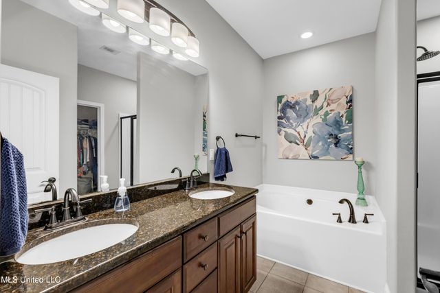 13707 Fox Hill Drive, Gulfport, MS 39503