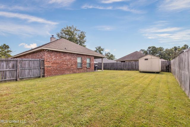 13707 Fox Hill Drive, Gulfport, MS 39503