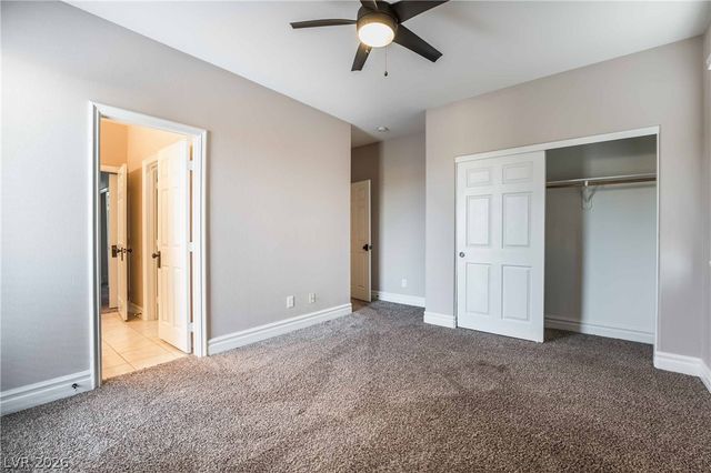 220 VIA MEZZA LUNA Court, Henderson, NV 89011
