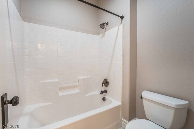 220 VIA MEZZA LUNA Court, Henderson, NV 89011