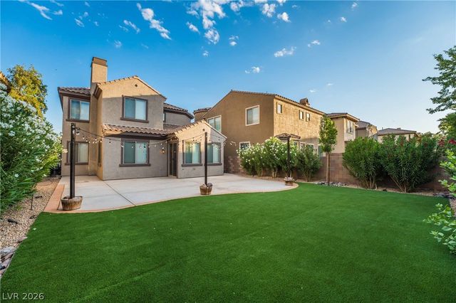 220 VIA MEZZA LUNA Court, Henderson, NV 89011
