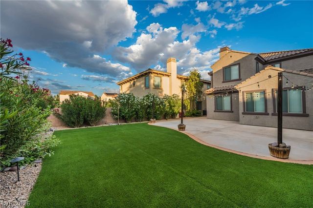 220 VIA MEZZA LUNA Court, Henderson, NV 89011