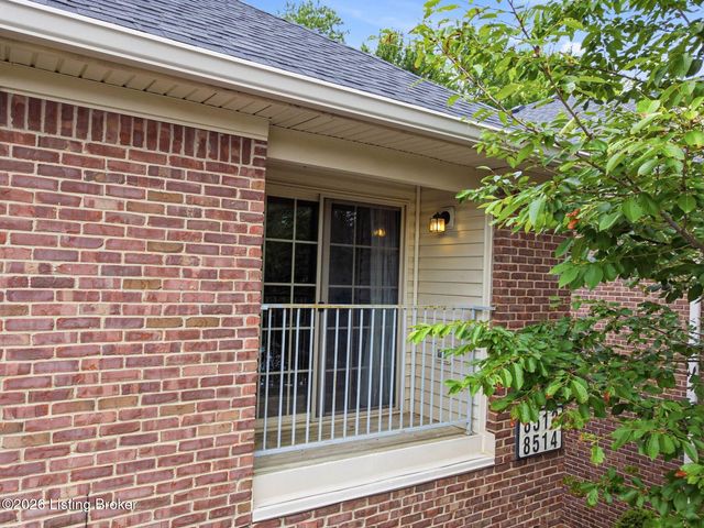 8514 Grand Neptune Dr, Louisville, KY 40228