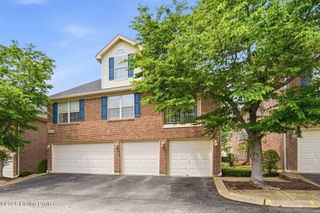 8514 Grand Neptune Dr, Louisville, KY 40228