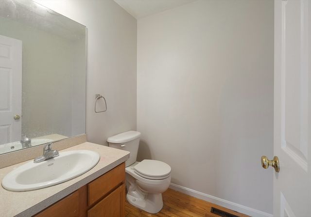 17 Business Ter 17, Boston, MA 02136