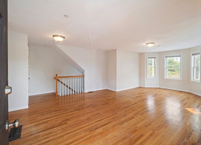 17 Business Ter 17, Boston, MA 02136