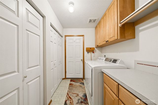 17221 31st Avenue Ct E, Tacoma, WA 98446