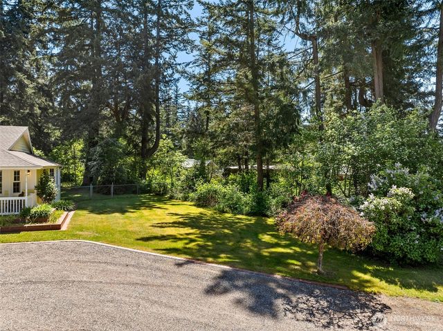 17221 31st Avenue Ct E, Tacoma, WA 98446