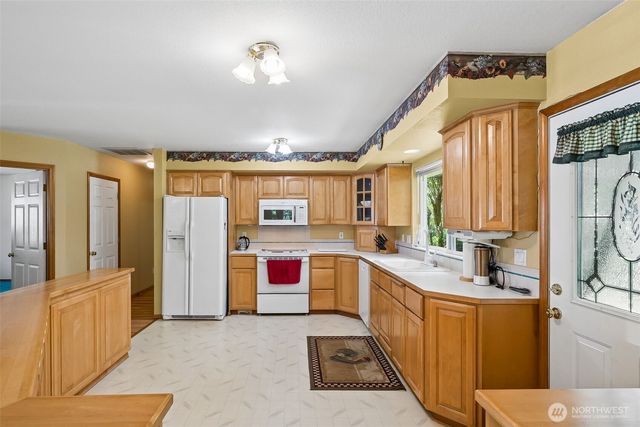 17221 31st Avenue Ct E, Tacoma, WA 98446