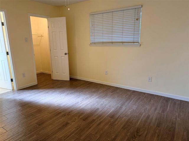 2439 Meandering Trail, Houston, TX 77339