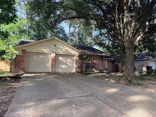 2439 Meandering Trail, Houston, TX 77339