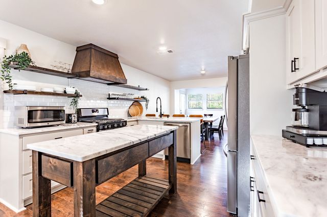 107 Spring Creek Street, Waco, TX 76705