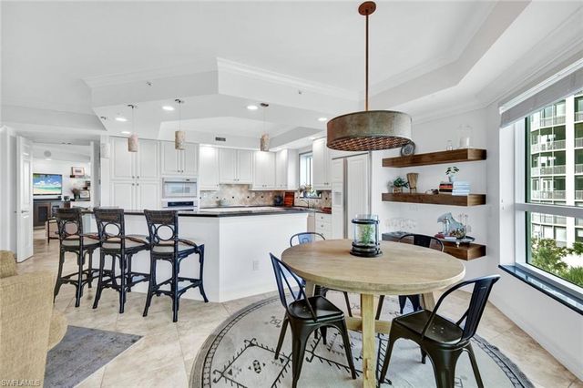 295 Grande WAY 306, Naples, FL 34110