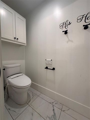 205 Vincent Street, Houston, TX 77009