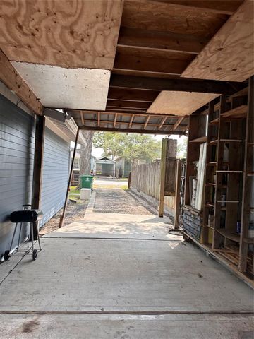 205 Vincent Street, Houston, TX 77009