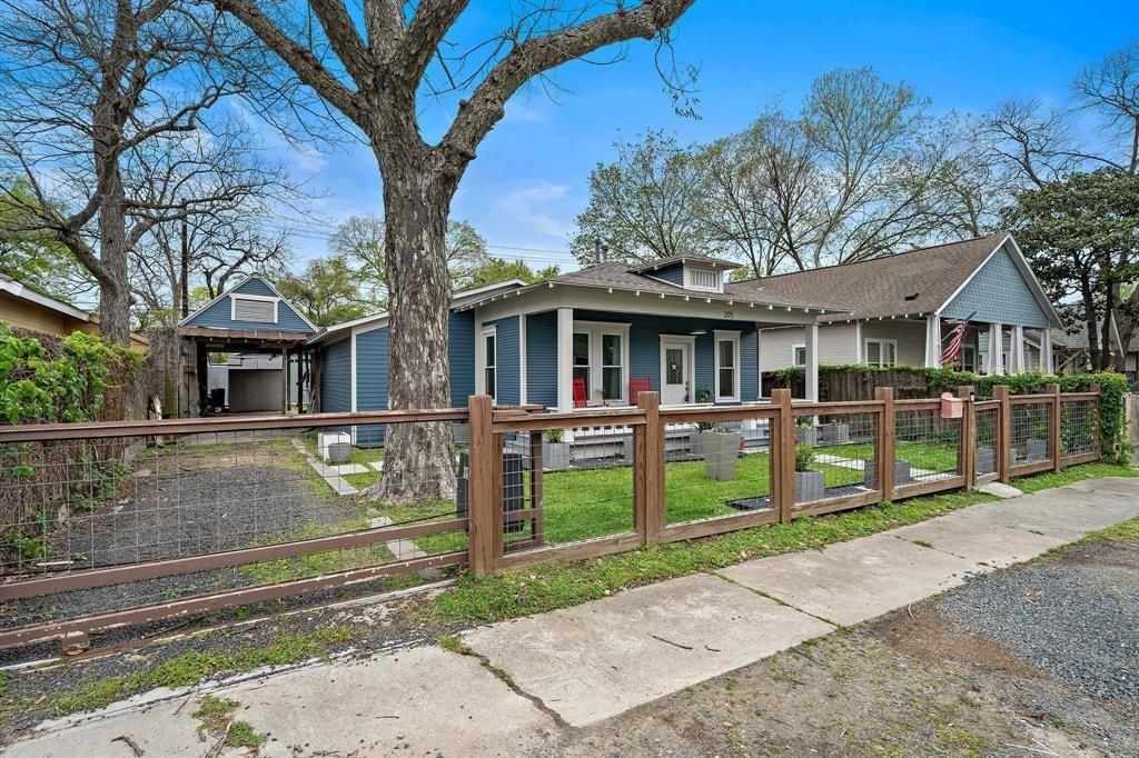 205 Vincent Street, Houston, TX 77009