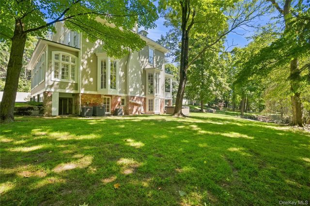 3 Demarest Mill Road, West Nyack, NY 10994