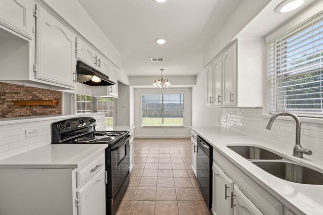 6312 Beetle Drive, Watauga, TX 76148