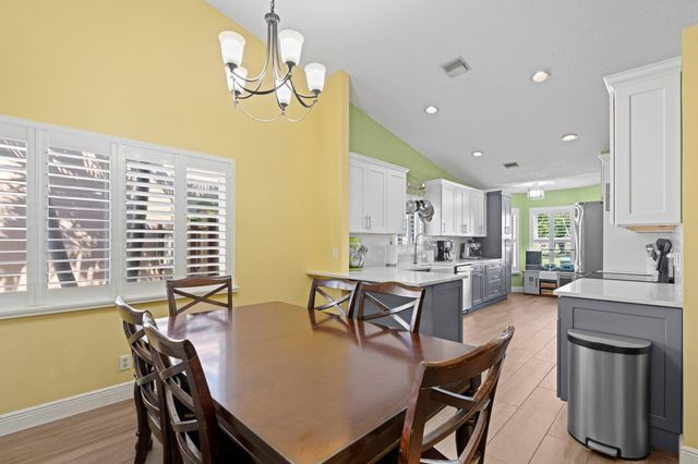 8584 Shawe Way, Boca Raton, FL 33433