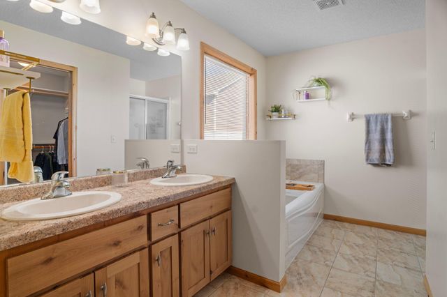 12251 River Valley Drive, Burnsville, MN 55337