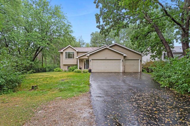8537 Xylite Street NE, Blaine, MN 55449