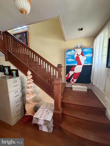 10420 MILLER RD, Oakton, VA 22124