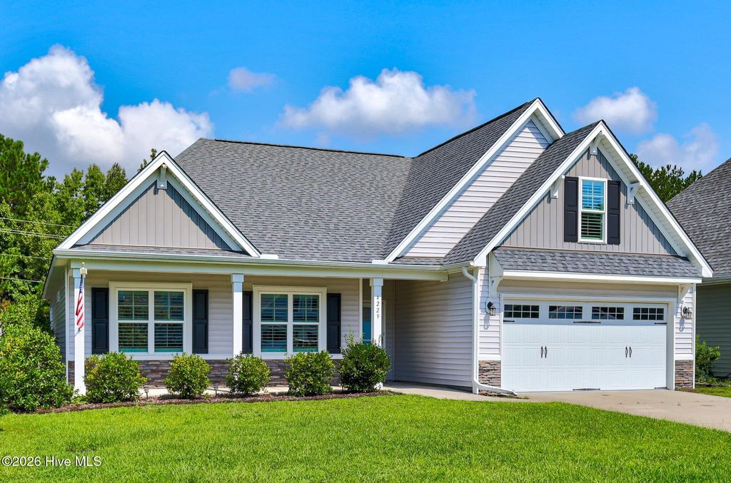 4229 Saltworks Lane, Castle Hayne, NC 28429