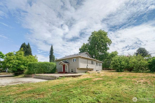 19401 8th Avenue S, Des Moines, WA 98148