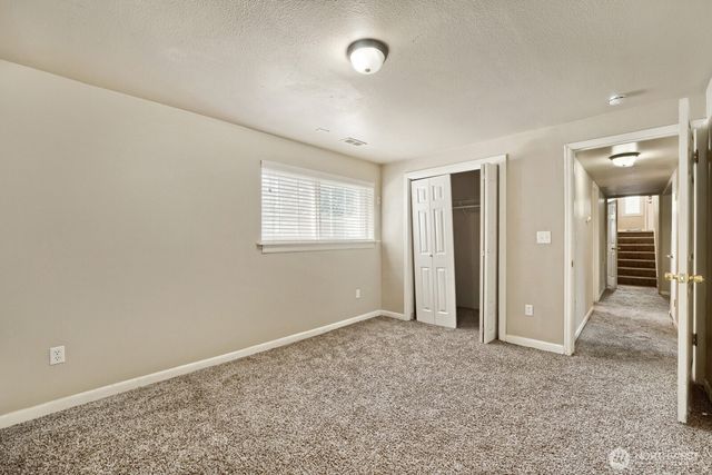 19401 8th Avenue S, Des Moines, WA 98148