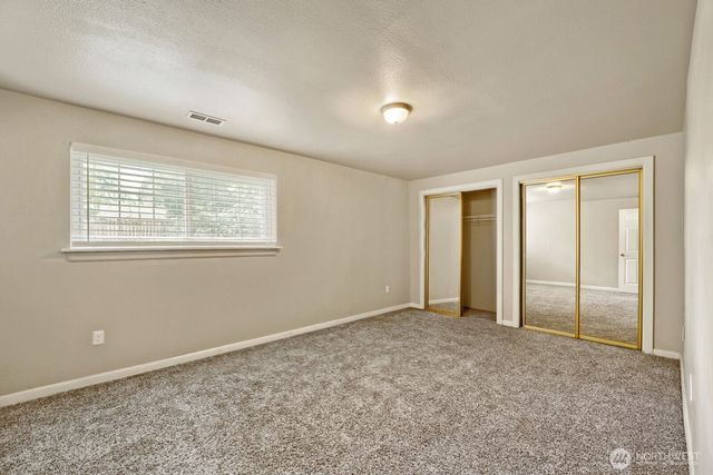 19401 8th Avenue S, Des Moines, WA 98148