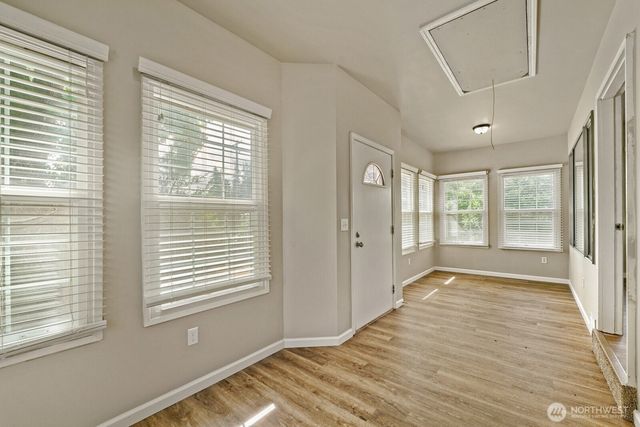 19401 8th Avenue S, Des Moines, WA 98148