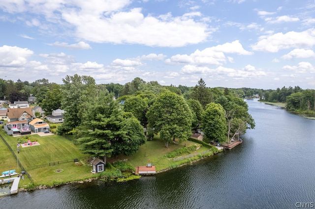 21 State Street, Schroeppel, NY 13135