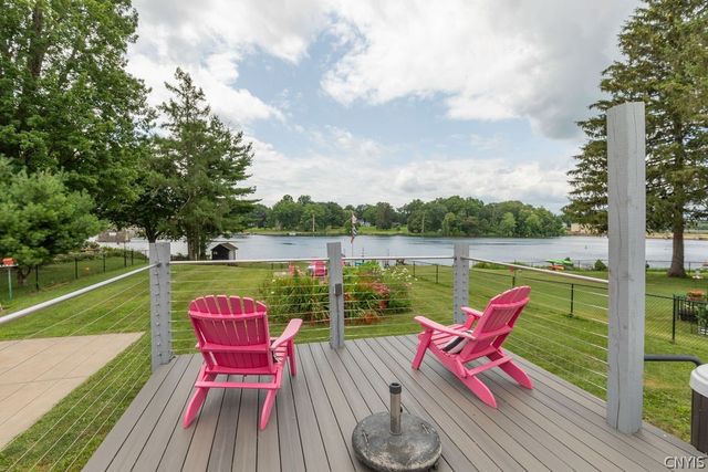 21 State Street, Schroeppel, NY 13135